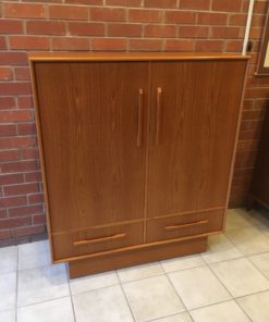 Dresser - Gentleman's Wardrobe