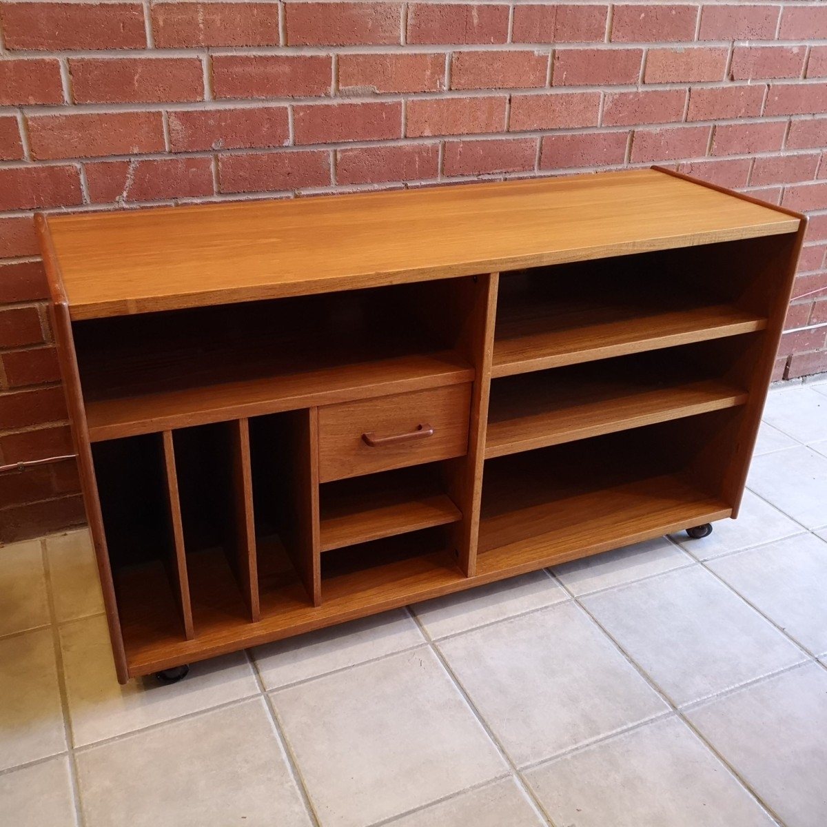 Teak Unit