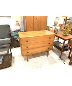 Dressser