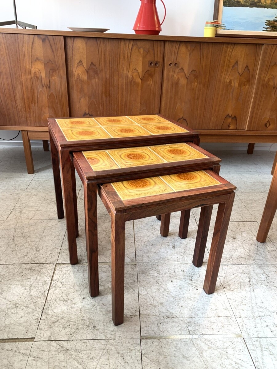 Nesting Table Set