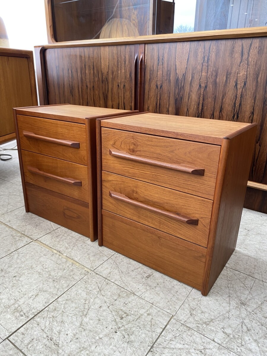 Night Tables - Set of 2