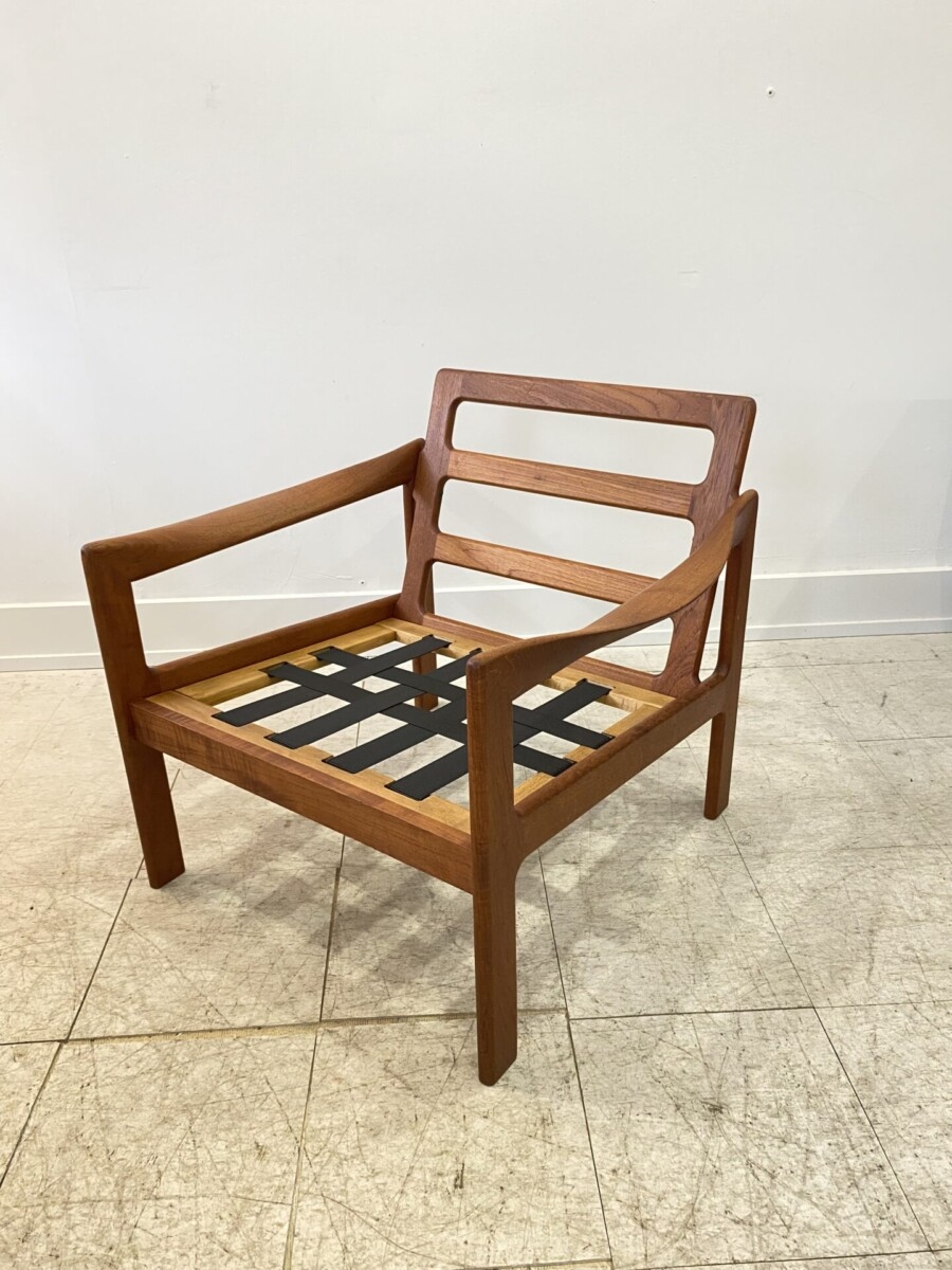 Lounge Chair