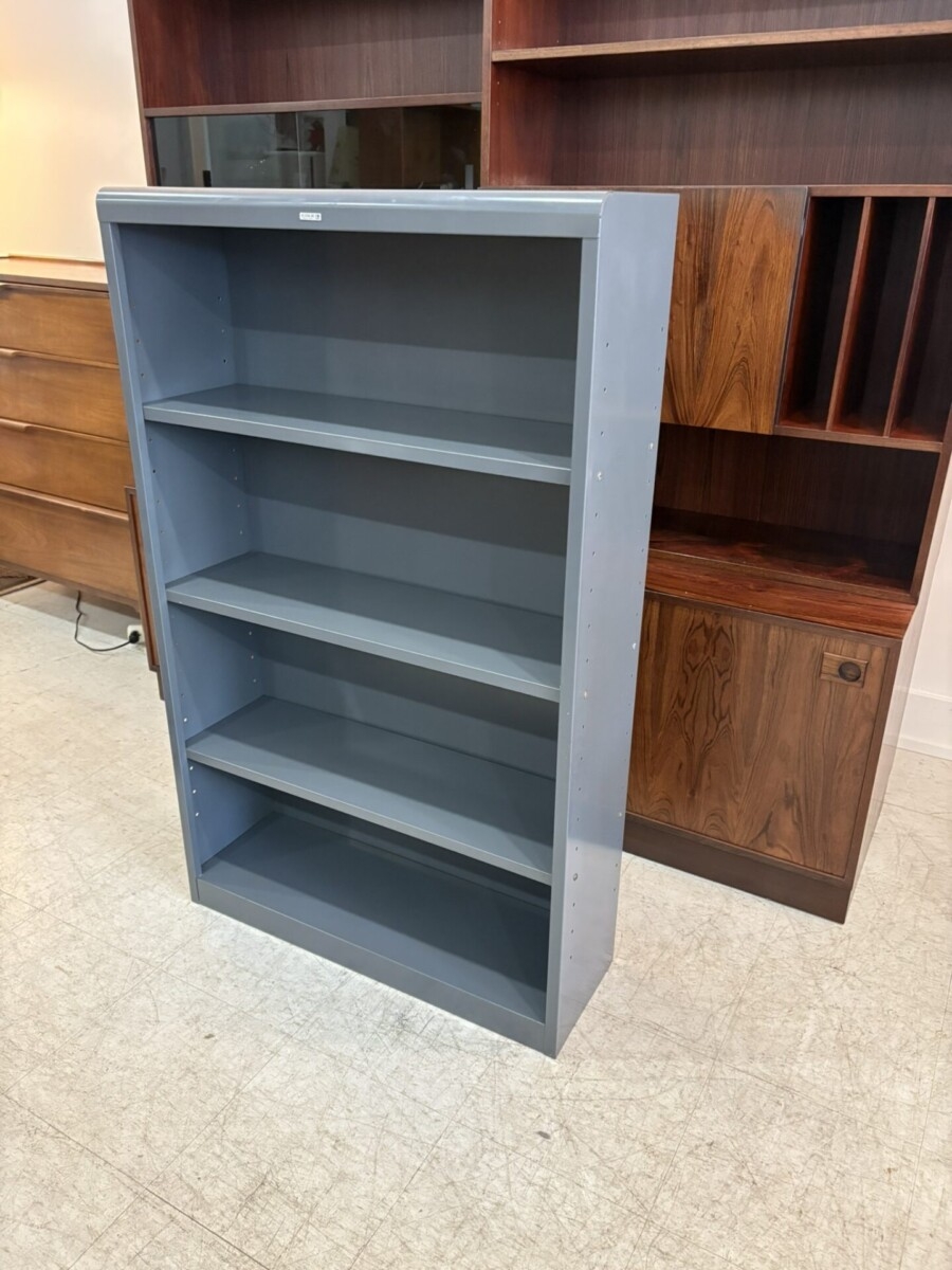 Shelf Unit